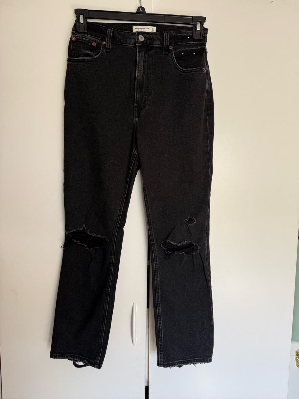 Abercrombie & Fitch Black Ultra High Rise Ankle Straight Leg Jean